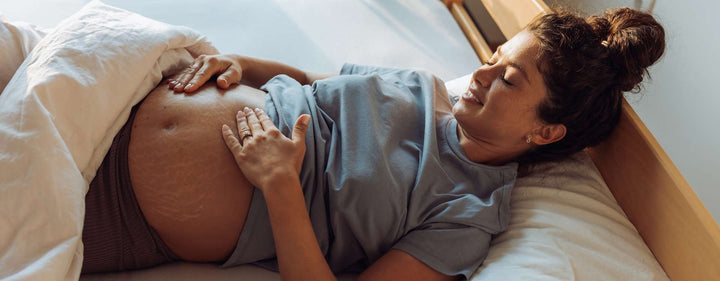 Schwangerschaftsstreifen: Ursachen, Vorbeugung und Pflege