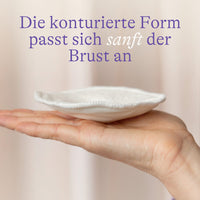Die konturierte Form passt sich sanft der Brust an